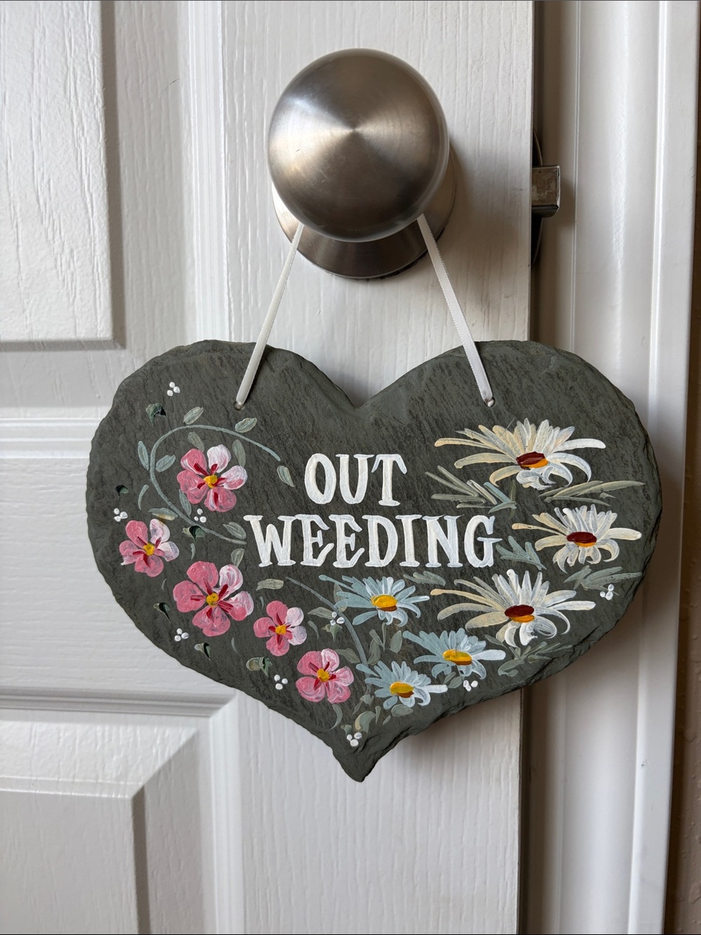 Heart-Shaped 'Out Weeding' slate Decorative Door Sign - Gray with Floral Accents